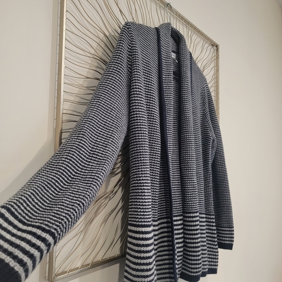 Croft & Barrow Blue Gray Striped Textured Open Drape Front Cardigan Petite Small - Picture 3 of 8